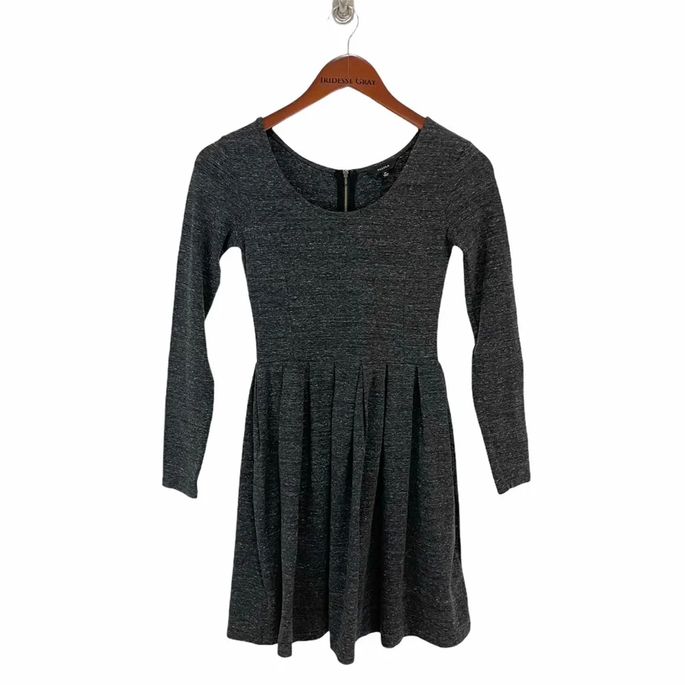 Aritzia- Talula Lambeth Dress Heather Black XS